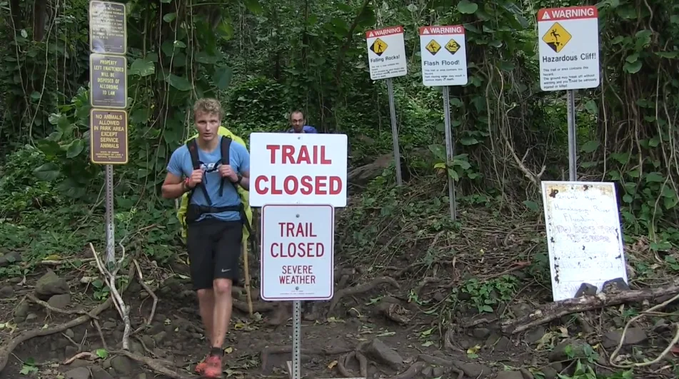Hikers Risk Lives Trying to Cross Swollen Stream: Video