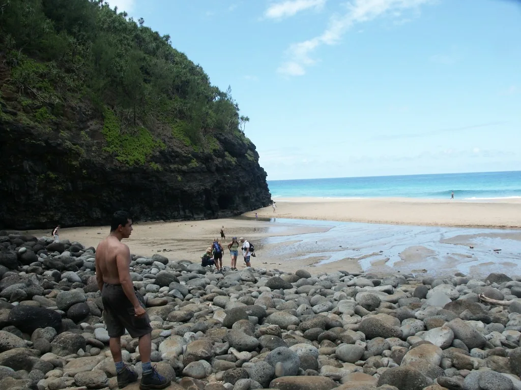 Camping Permits Now Required To Hike Beyond Hanakāpīʻai Valley