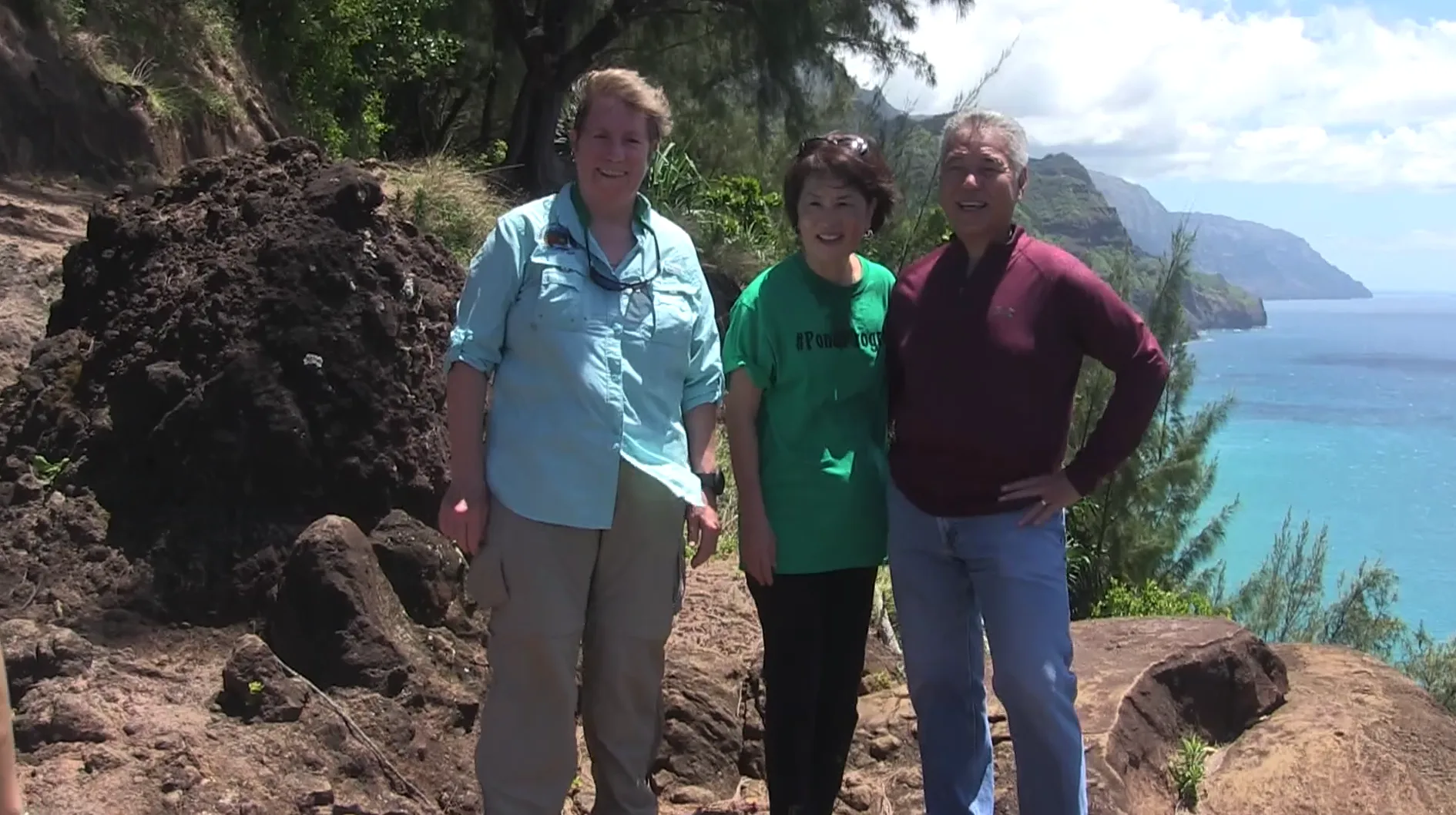 Governor Ige visits the Kalalau Trail