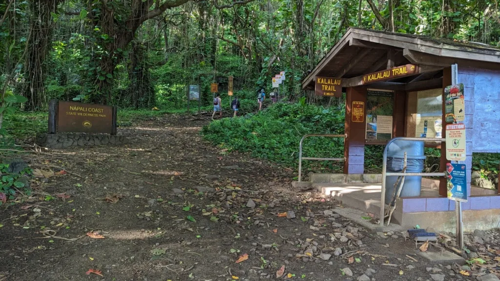 Kalalau Trail Head